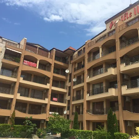 60 Apartment *